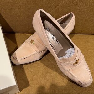 St. John Women's Beige 1inch heel Loafers with Gold Accent